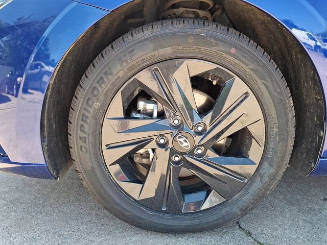 Certified 2022 Hyundai Elantra SEL w/ Convenience Package FWD image 28