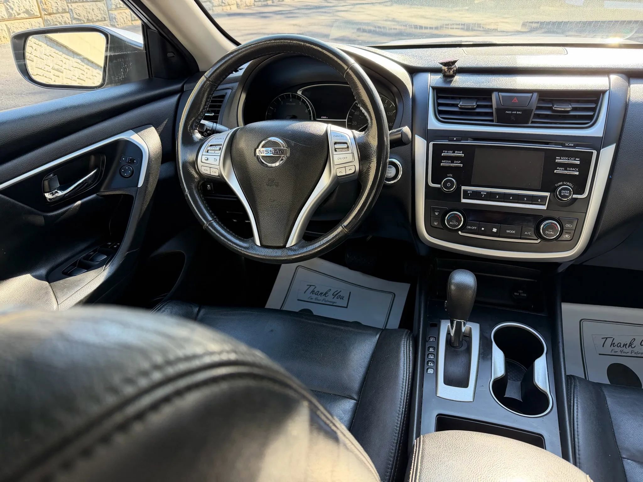 Used 2016 Nissan Altima 2.5 SV FWD image 14