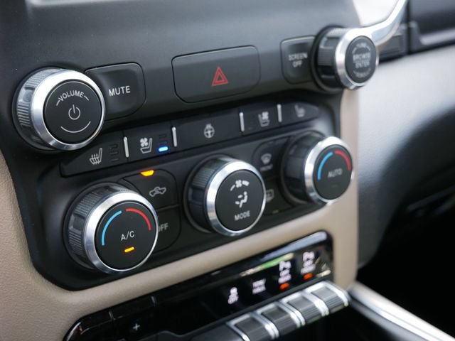 Used 2022 RAM 1500 Laramie AWD/4WD image 21