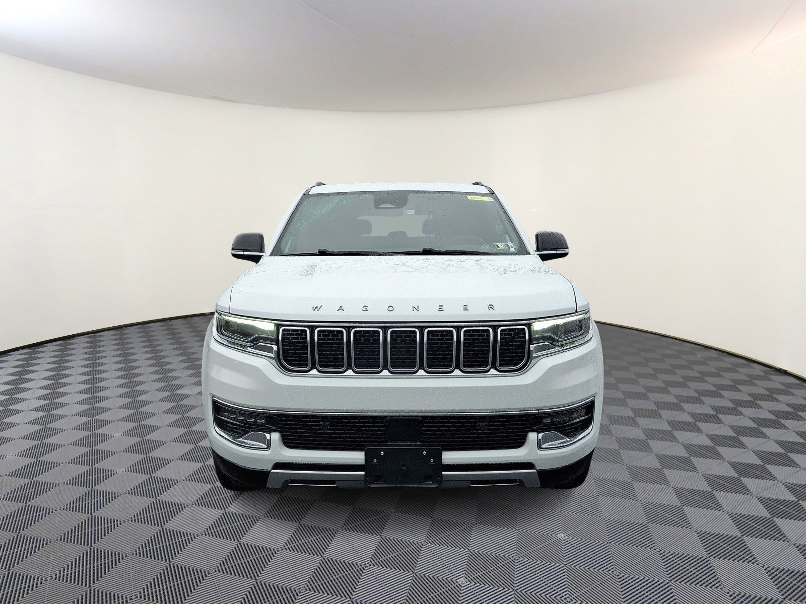 Used 2024 Jeep Wagoneer L Series II w/ Flexible Seating Group image 2