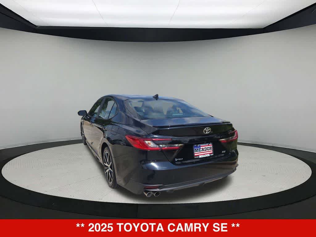 Used 2025 Toyota Camry SE FWD image 4