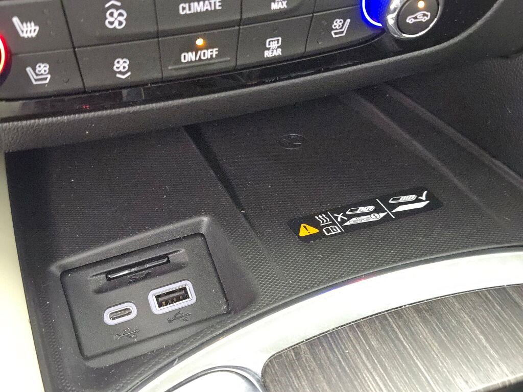 Used 2022 Buick Enclave Avenir w/ Avenir Technology Package image 33