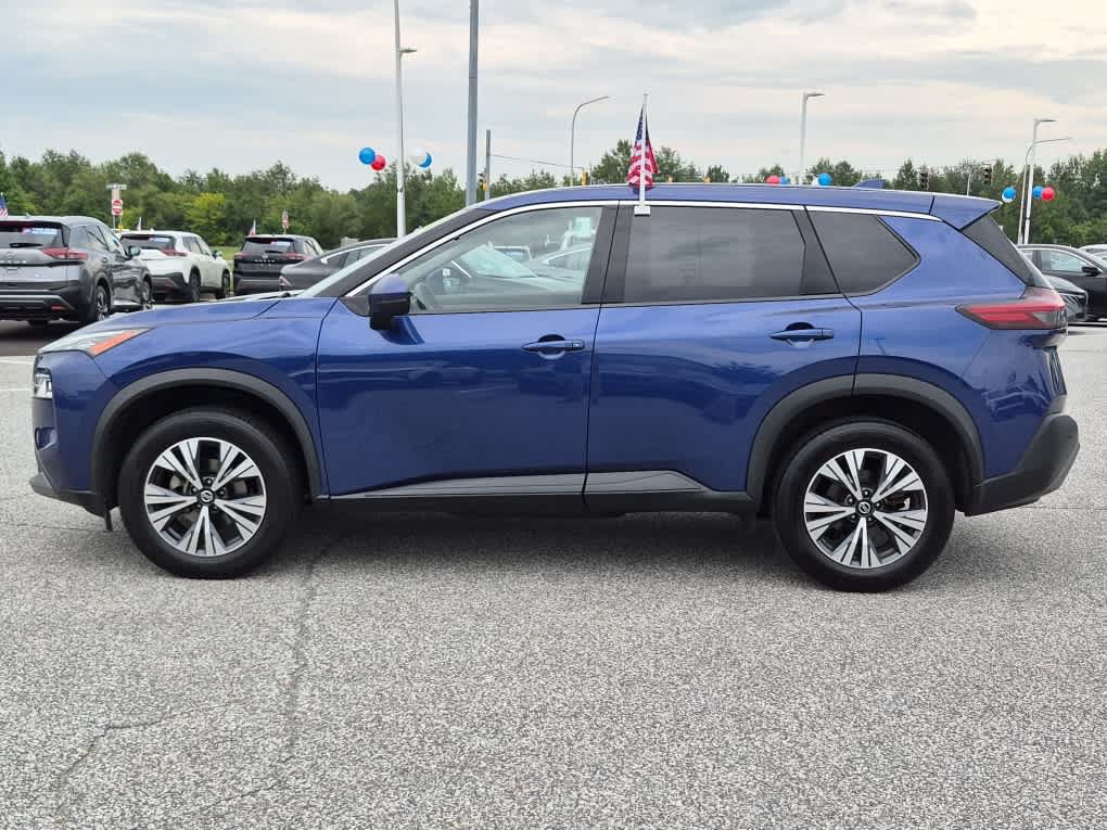 Used 2021 Nissan Rogue SV AWD/4WD image 5