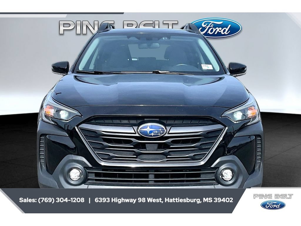 Used 2023 Subaru Outback Premium AWD/4WD image 3