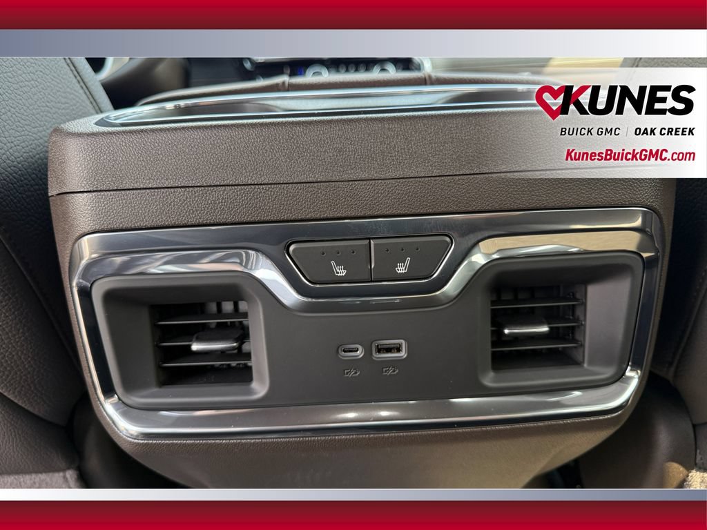 New 2026 GMC Sierra 1500 Denali w/ Denali Reserve Package AWD/4WD image 14
