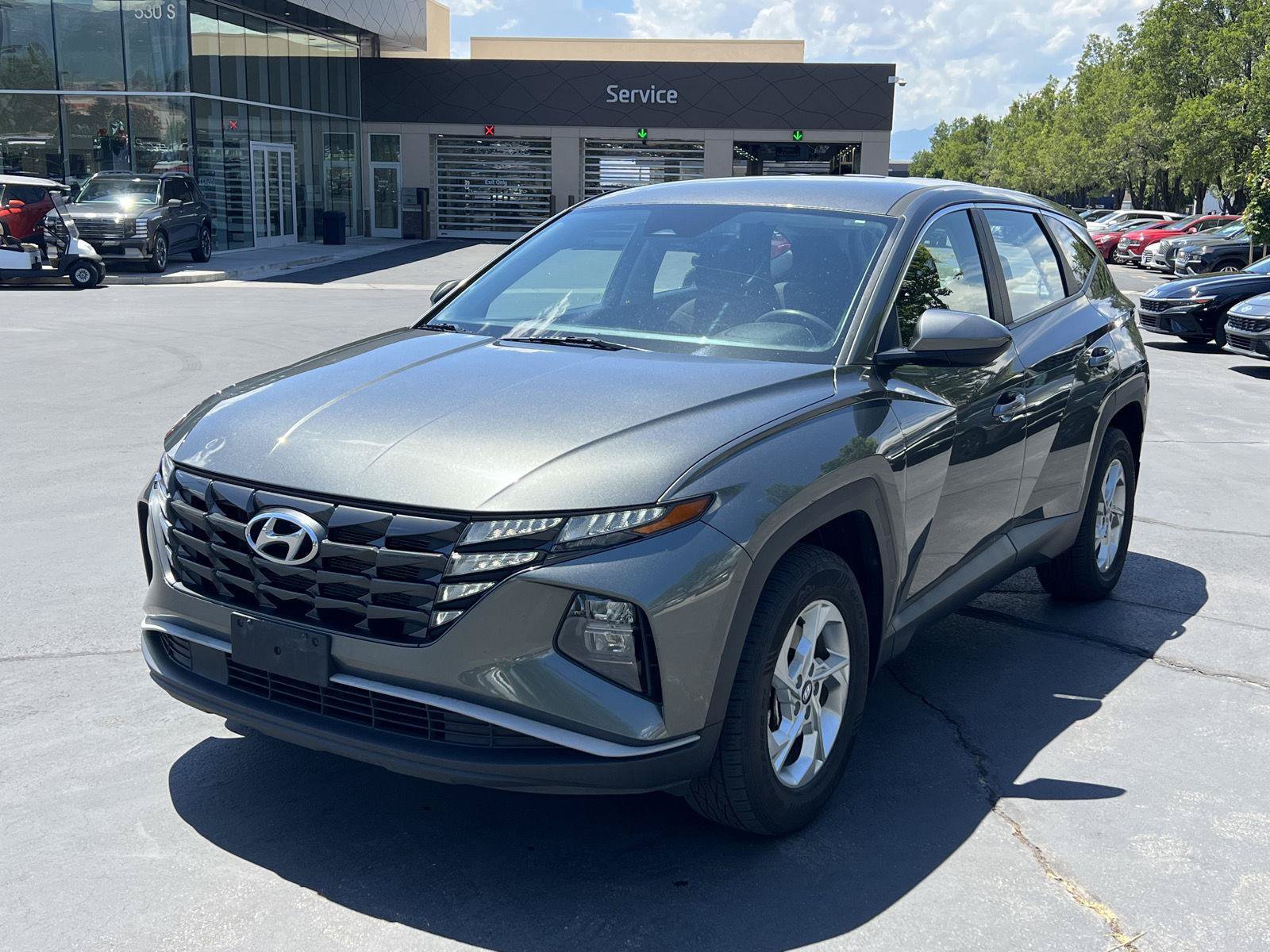 Used 2023 Hyundai Tucson SE AWD/4WD image 2