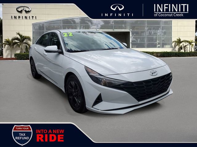 Used 2022 Hyundai Elantra SEL w/ Cargo Package FWD image 1