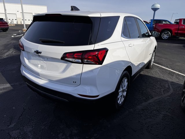Used 2024 Chevrolet Equinox LT w/ LPO, Floor Liner Package image 2