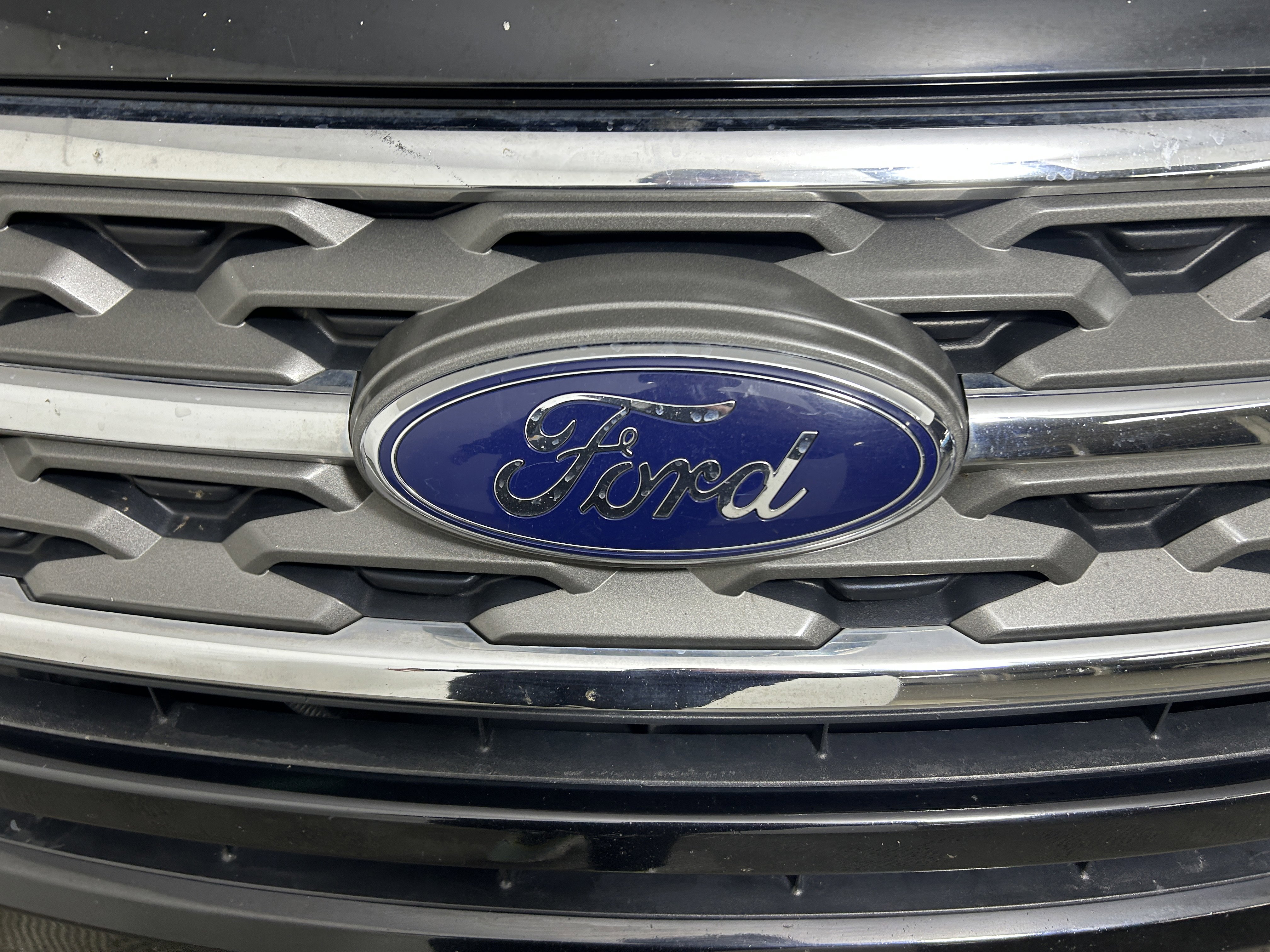 Used 2018 Ford Explorer 4WD image 8