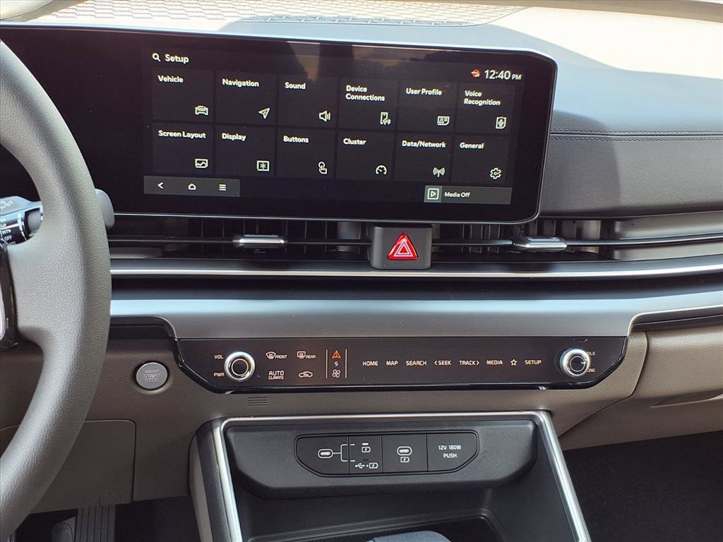 New 2026 Kia Carnival LX image 16