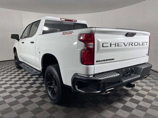 Used 2022 Chevrolet Silverado 1500 LT Trail Boss w/ LT Trail Boss Premium Package AWD/4WD image 6