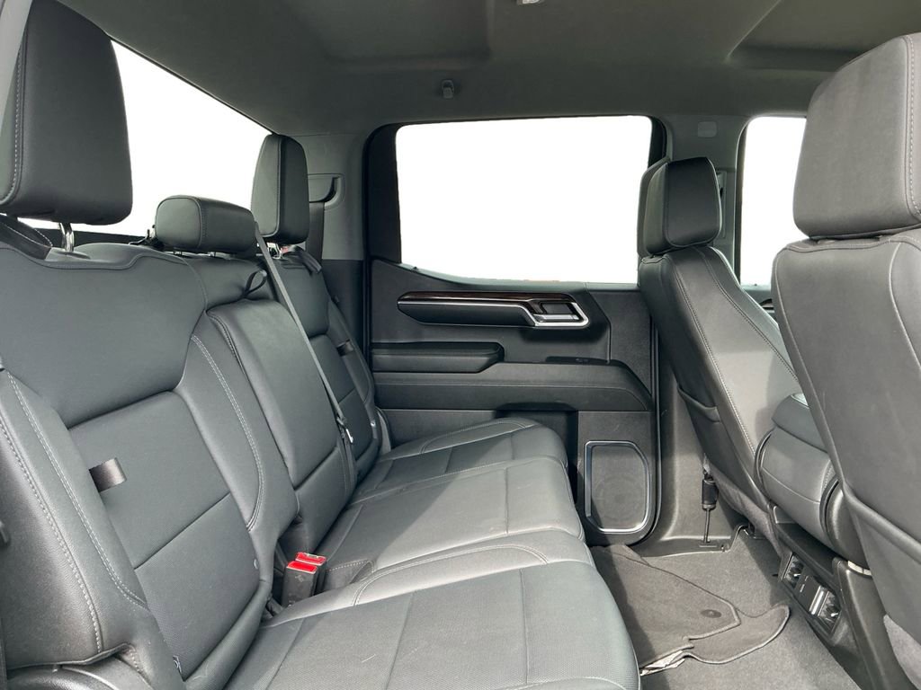Used 2024 GMC Sierra 1500 SLT image 19