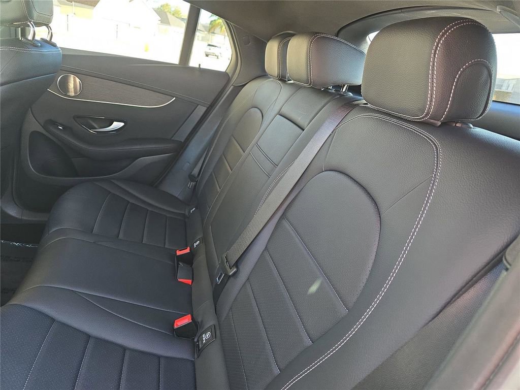 Used 2023 Mercedes-Benz GLC 300 4MATIC Coupe image 13
