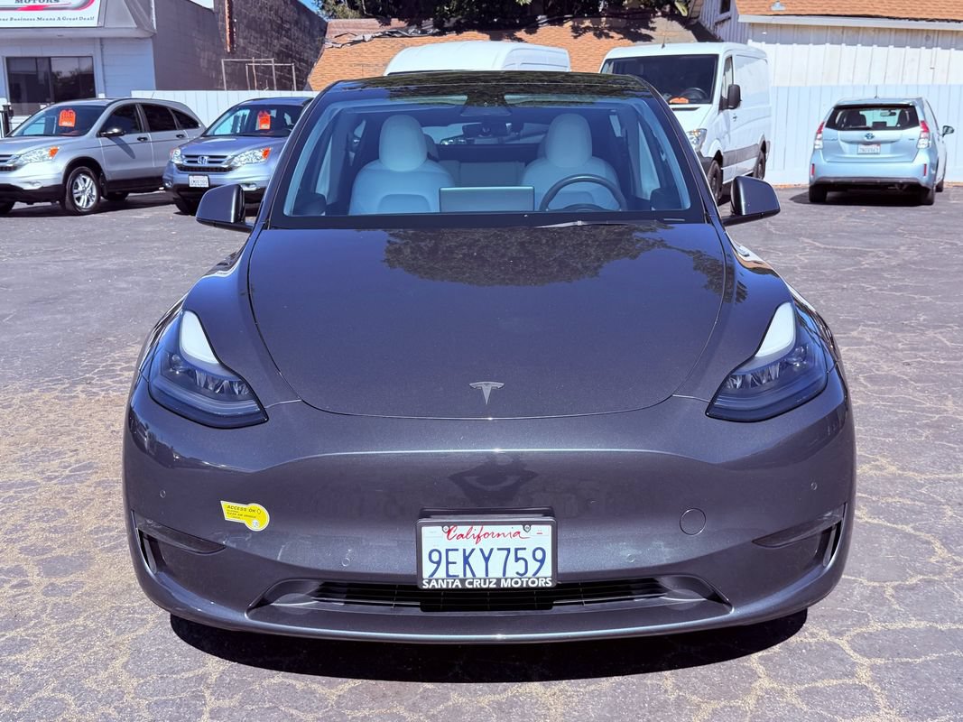 Used 2022 Tesla Model Y Performance AWD/4WD image 2