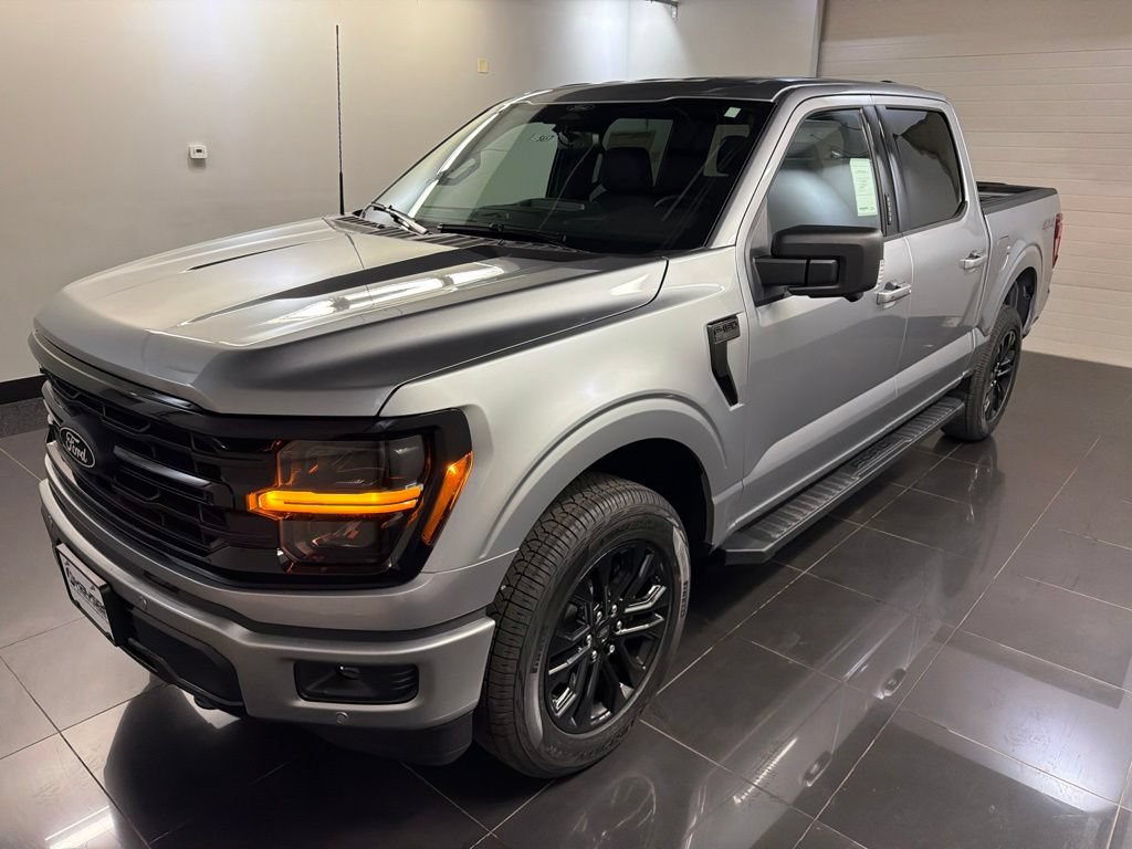 New 2026 Ford F150 XLT w/ Equipment Group 302A MID AWD/4WD image 3