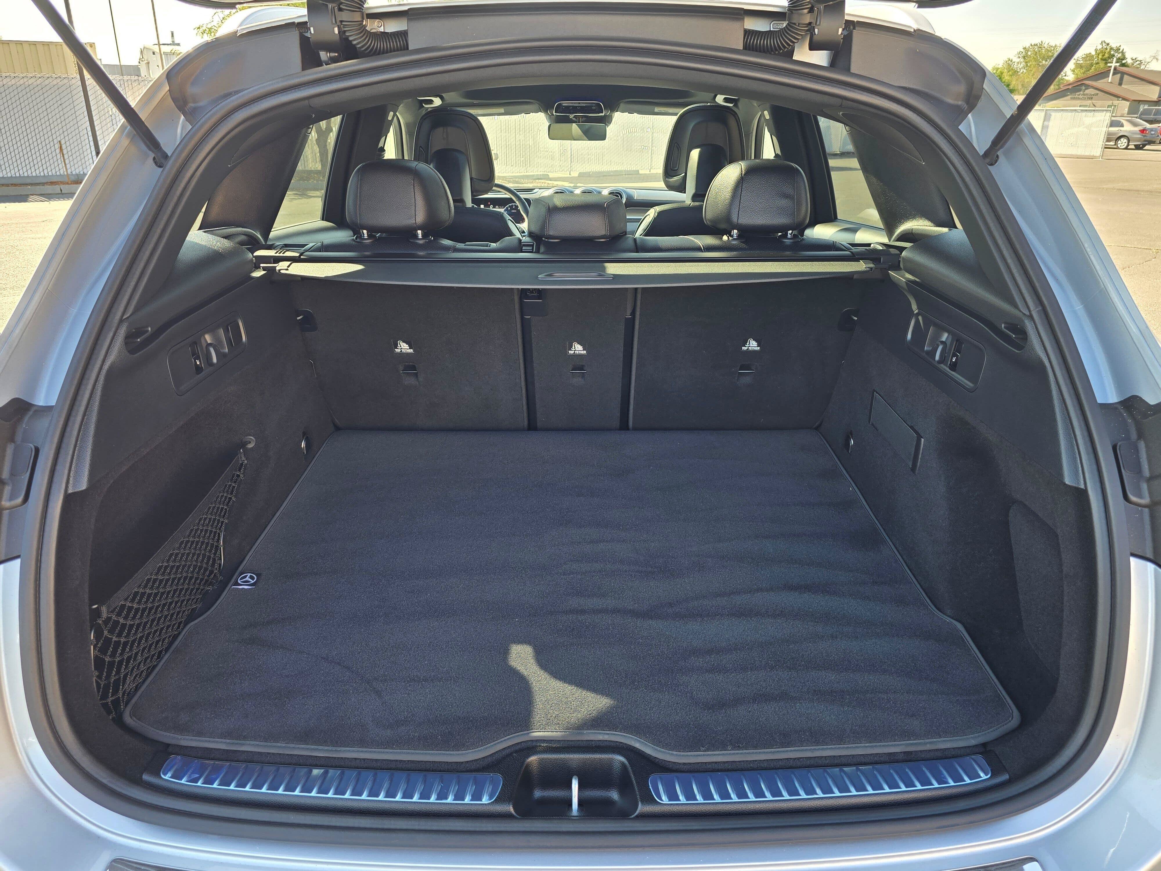 Used 2023 Mercedes-Benz GLC 300 4MATIC image 29