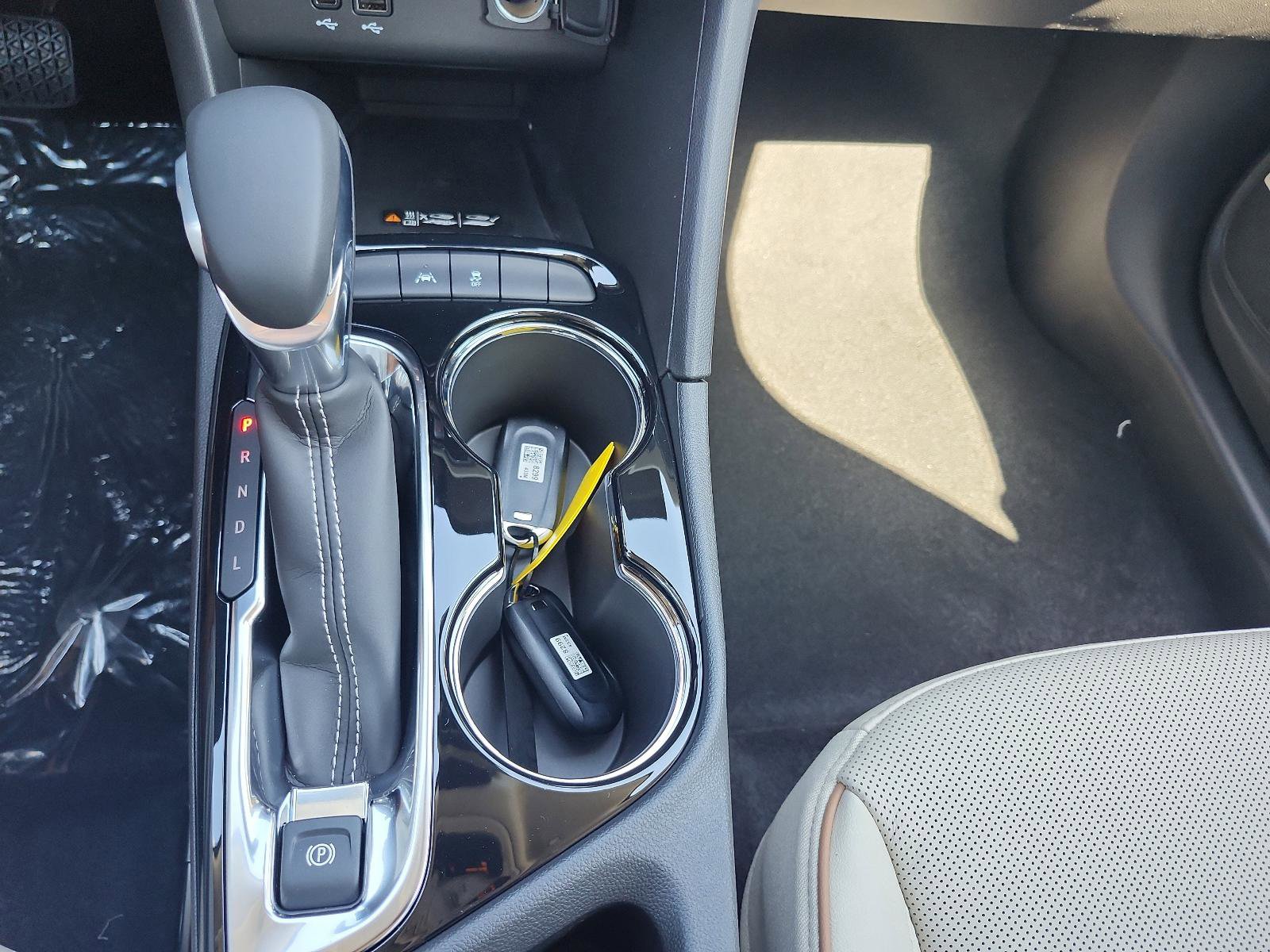 New 2026 Buick Encore GX Avenir w/ Avenir Technology Package image 17