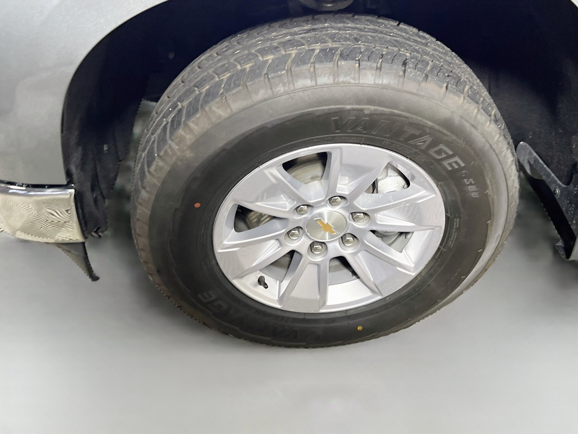 Used 2026 Chevrolet Silverado 1500 LT AWD/4WD image 14
