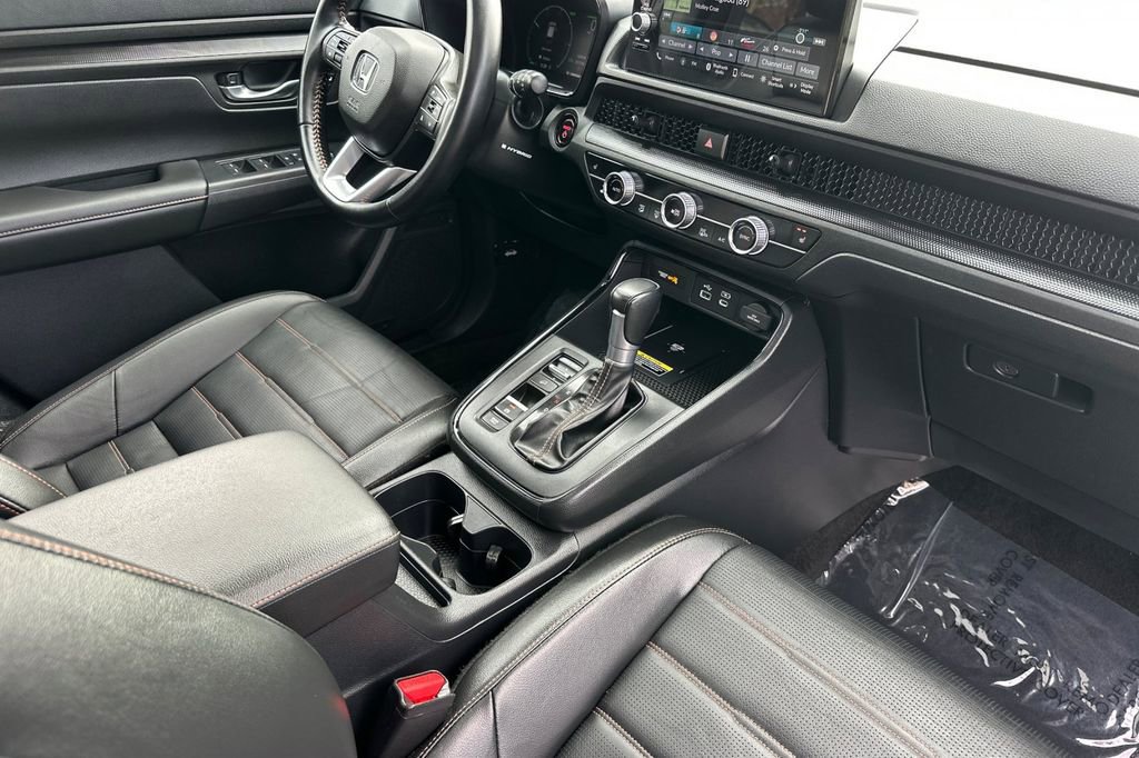 Certified 2025 Honda CR-V Sport-L image 16