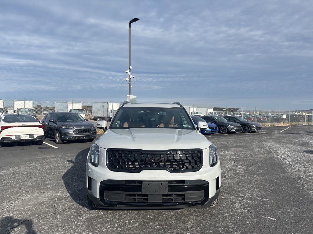 Used 2025 Kia Telluride EX X-Line image 8