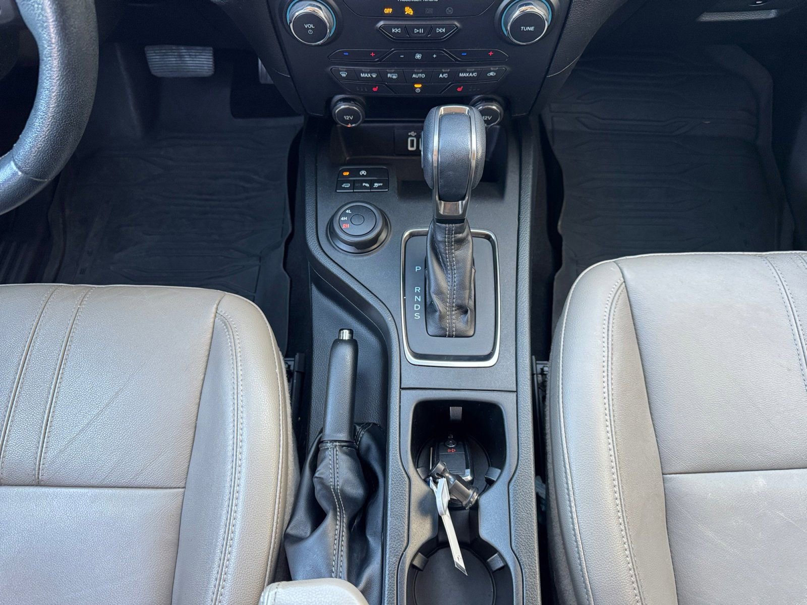 Used 2020 Ford Ranger Lariat w/ Technology Package image 11