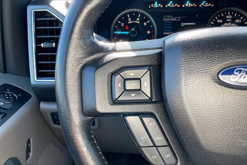 Used 2018 Ford F150 XLT w/ Equipment Group 302A Luxury AWD/4WD image 13