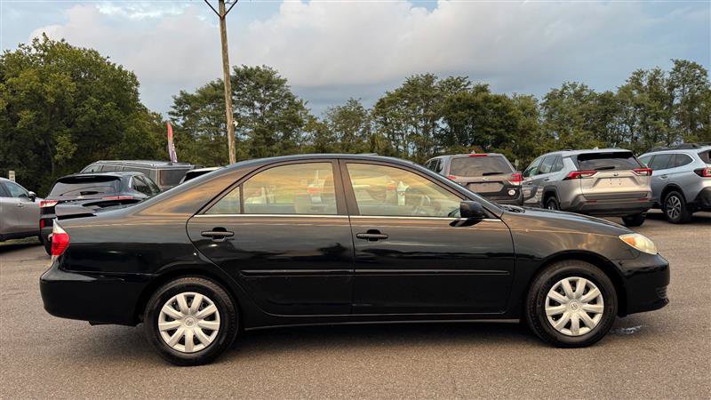 Used 2005 Toyota Camry LE FWD image 8
