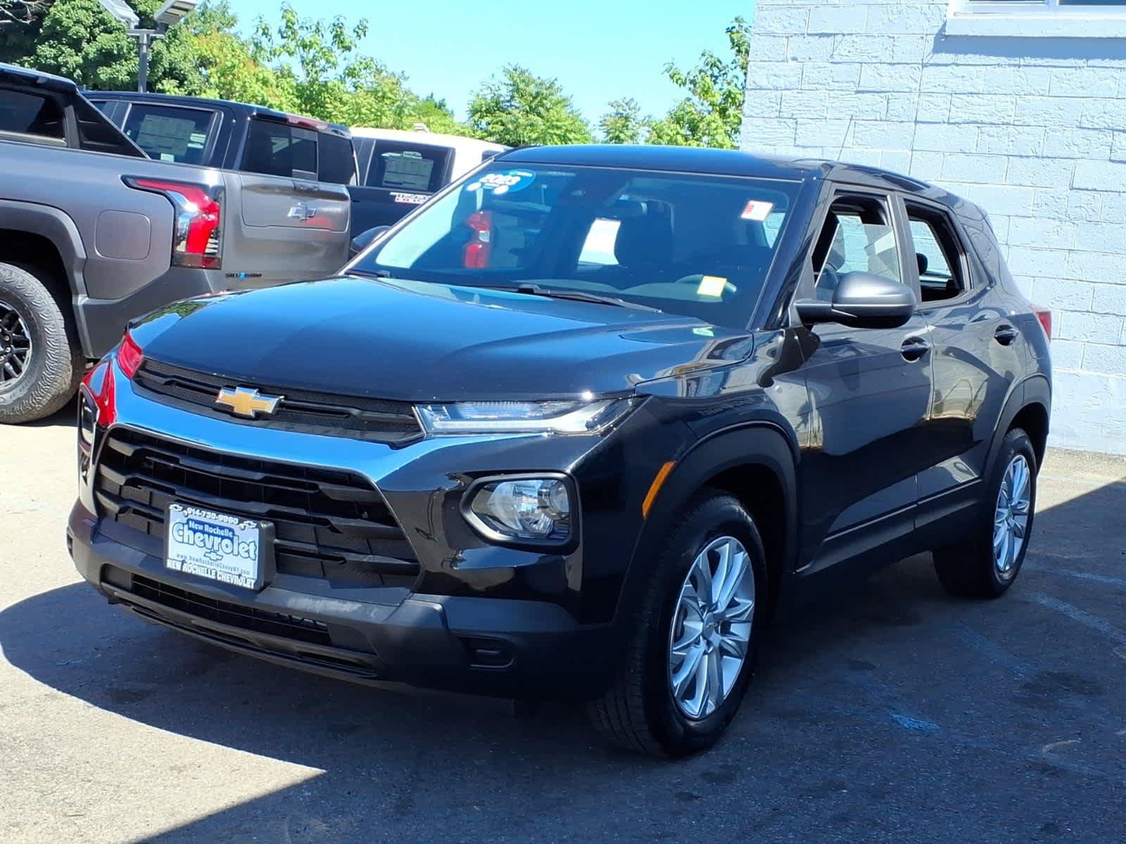 Certified 2023 Chevrolet TrailBlazer LS FWD image 3