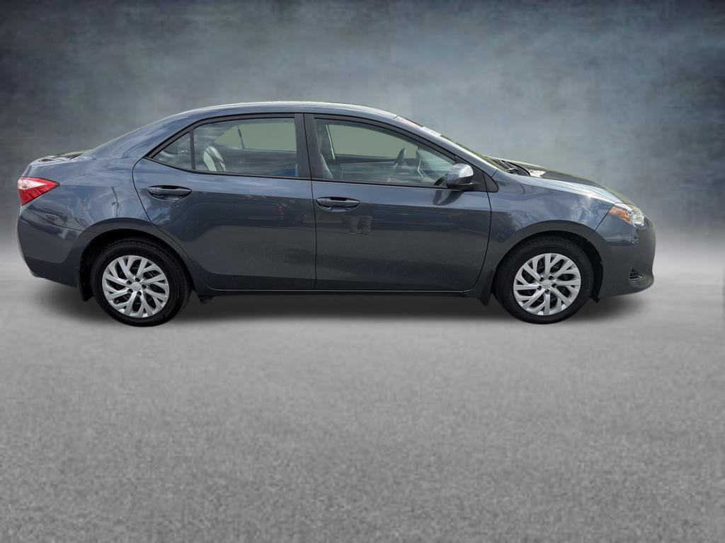 Used 2018 Toyota Corolla LE FWD image 7