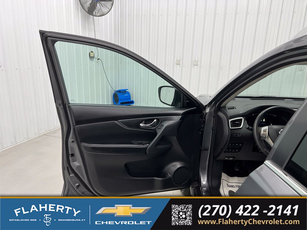 Used 2015 Nissan Rogue SL w/ SL Premium Package AWD/4WD image 8