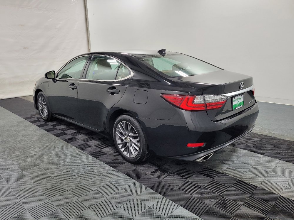 Used 2018 Lexus ES 350 w/ Navigation System Package image 3