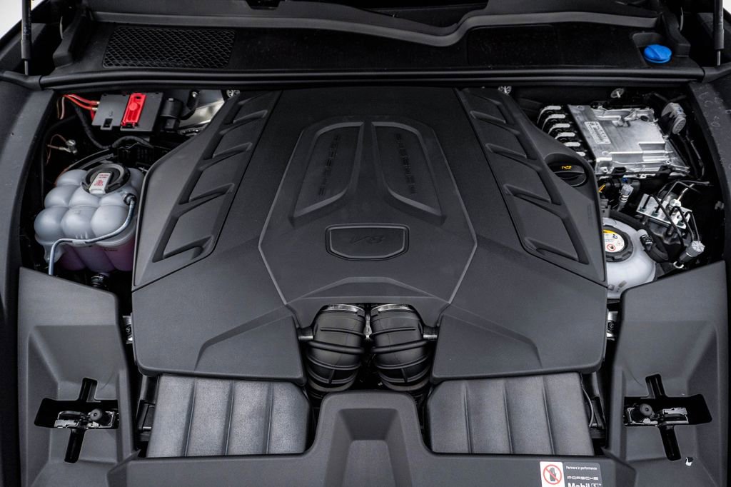 New 2026 Porsche Cayenne Turbo image 29