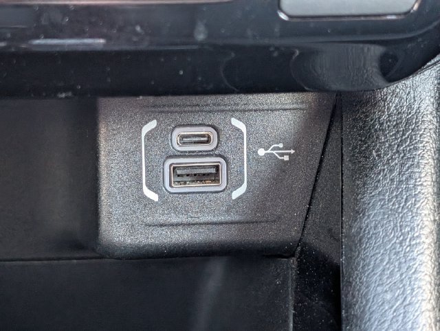 Used 2024 Jeep Compass Trailhawk AWD/4WD image 18