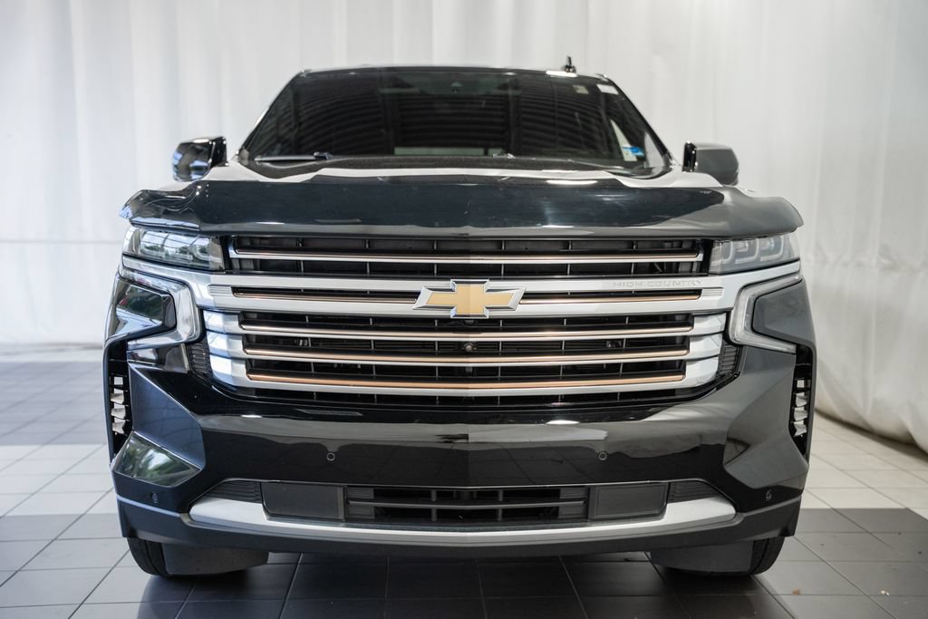 Used 2024 Chevrolet Tahoe High Country w/ Advanced Technology Package AWD/4WD image 2
