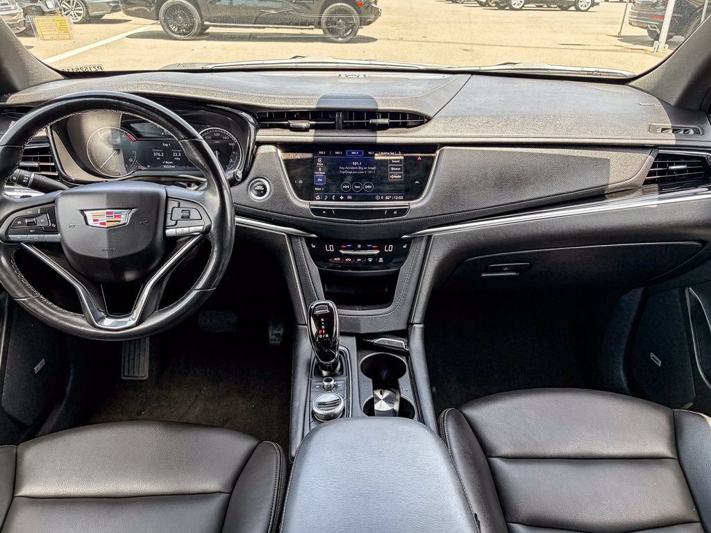 Certified 2023 Cadillac XT6 Luxury FWD image 11