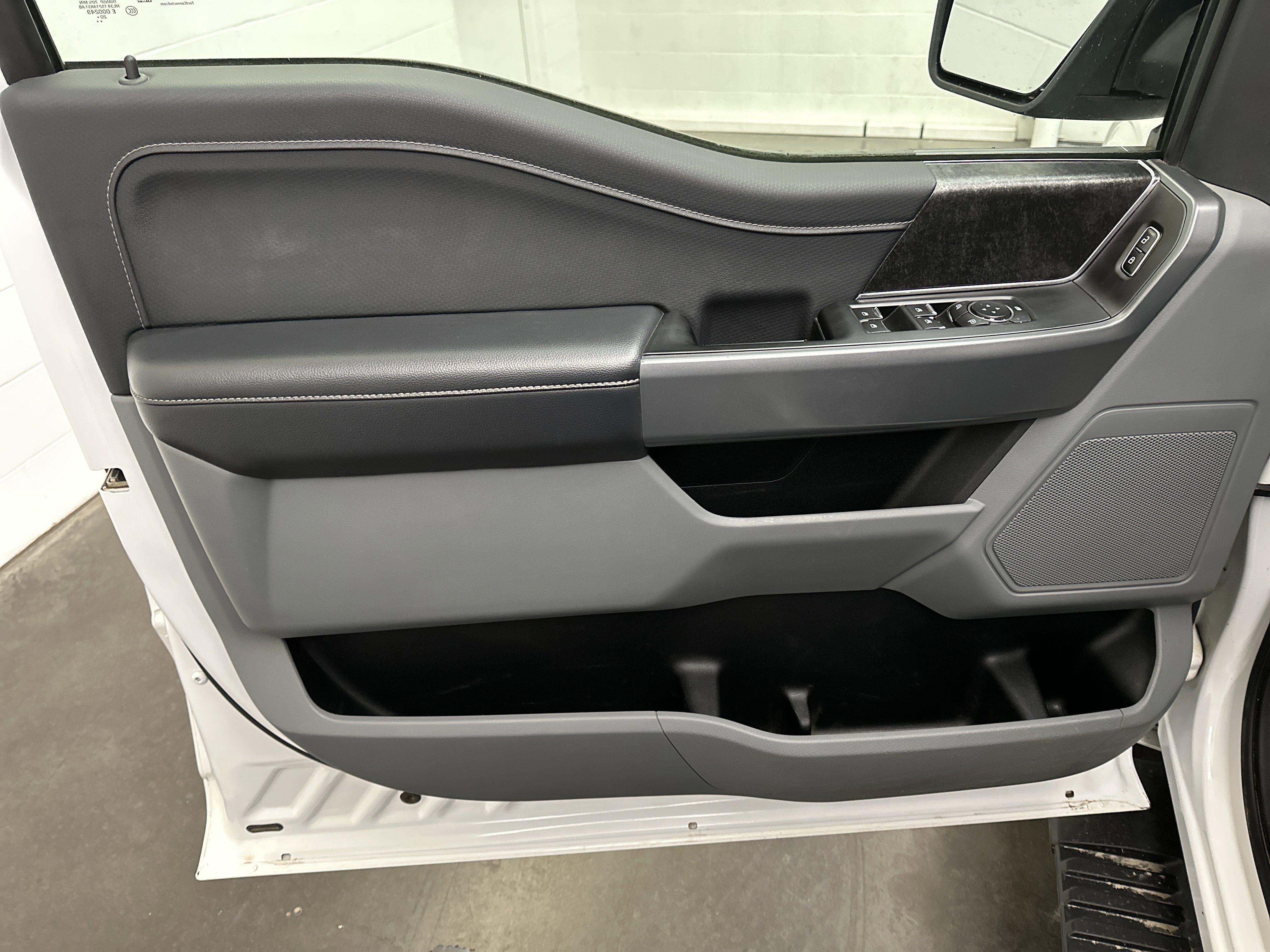 Used 2021 Ford F150 XLT w/ Equipment Group 301A Mid image 22