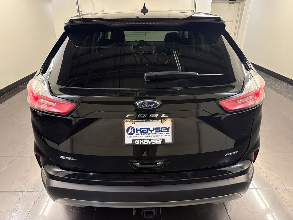 Certified 2024 Ford Edge SEL w/ Convenience Package AWD/4WD image 5