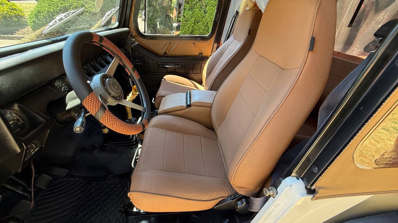 Used 1990 Jeep Wrangler S AWD/4WD image 12