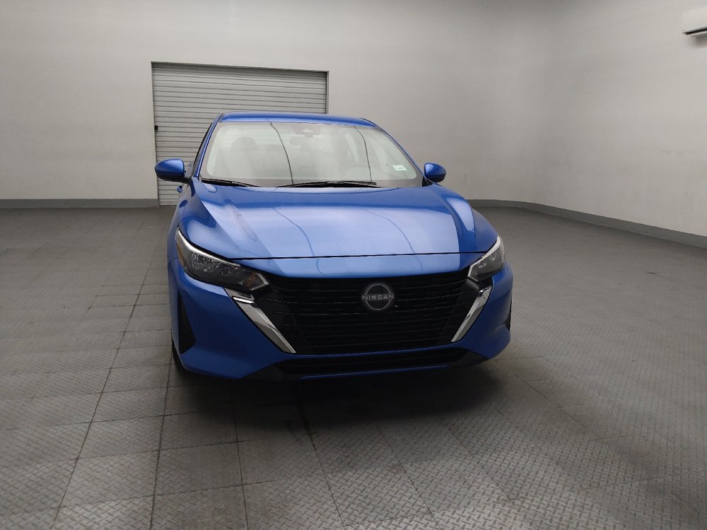 Used 2025 Nissan Sentra SV FWD image 14