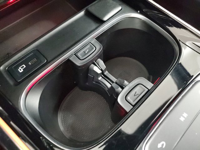 Used 2021 Mercedes-Benz GLA 250 image 26