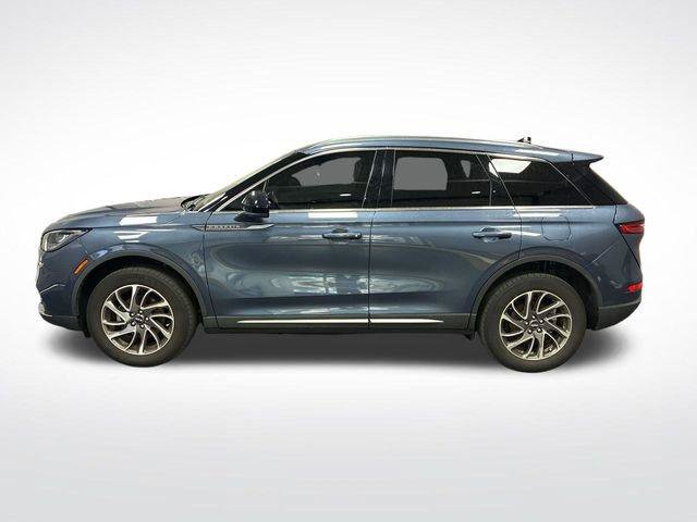 Used 2022 Lincoln Corsair FWD image 2