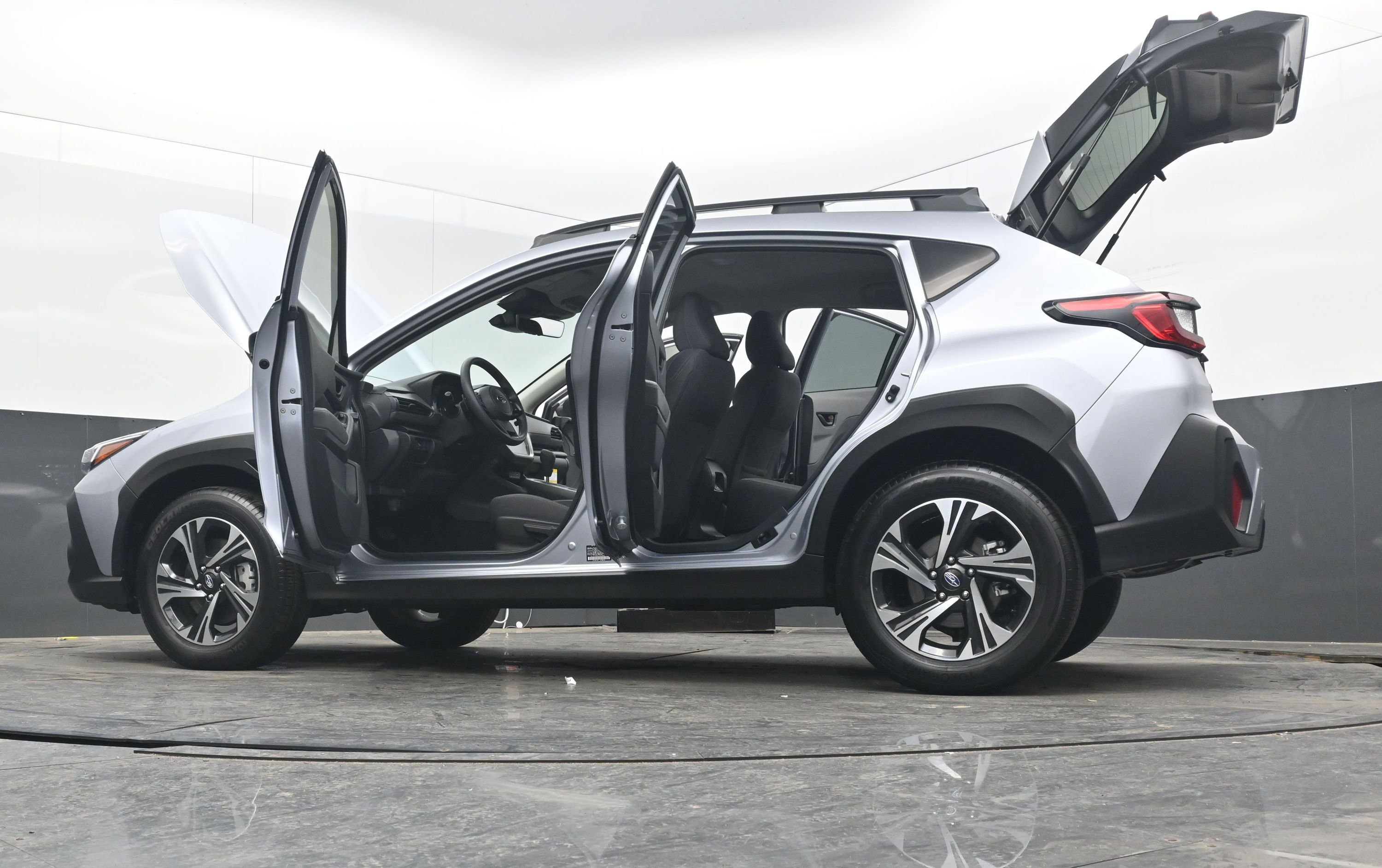 Used 2025 Subaru Crosstrek 2.0i Premium w/ Crosstrek Mirror Package image 44