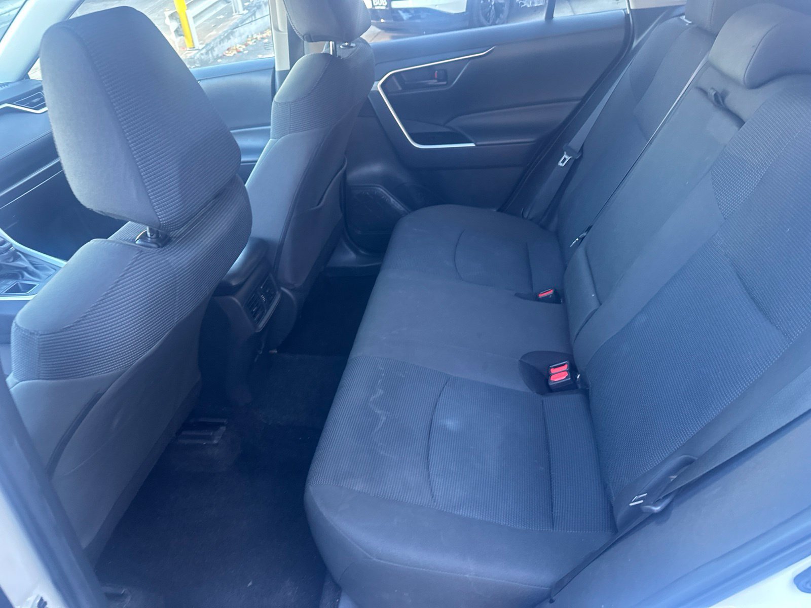 Used 2025 Toyota RAV4 LE AWD/4WD image 10