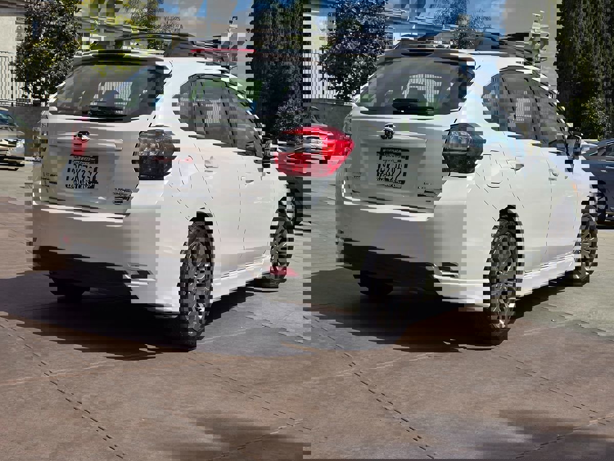 Used 2013 Subaru Impreza 2.0i Sport Premium image 10