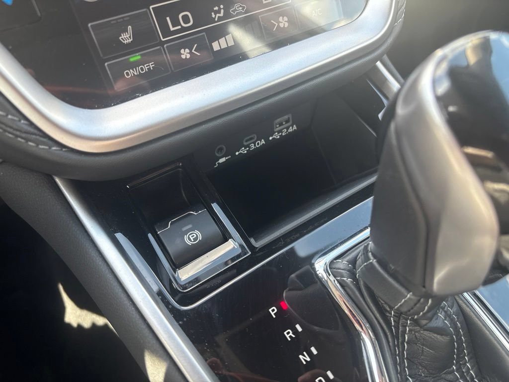 Certified 2025 Subaru Legacy Premium AWD/4WD image 19