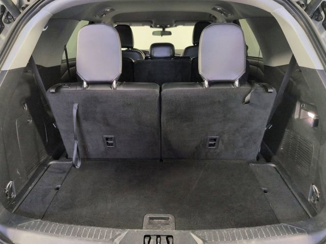 Used 2023 Ford Explorer XLT w/ Equipment Group 202A image 24