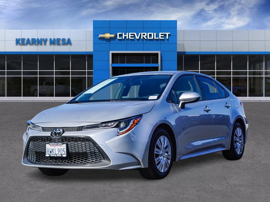Used 2021 Toyota Corolla LE w/ Carpet Mat Package (TMS) FWD image 3