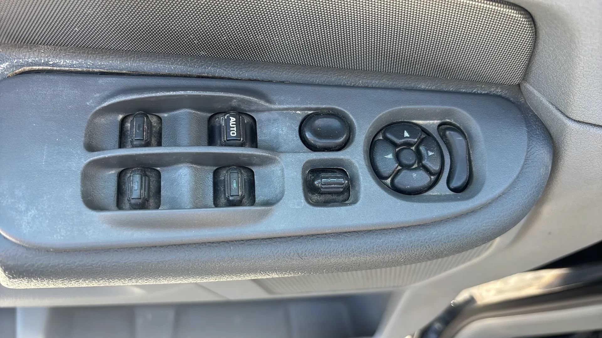 Used 2009 Dodge Ram 2500 Truck SXT AWD/4WD image 19