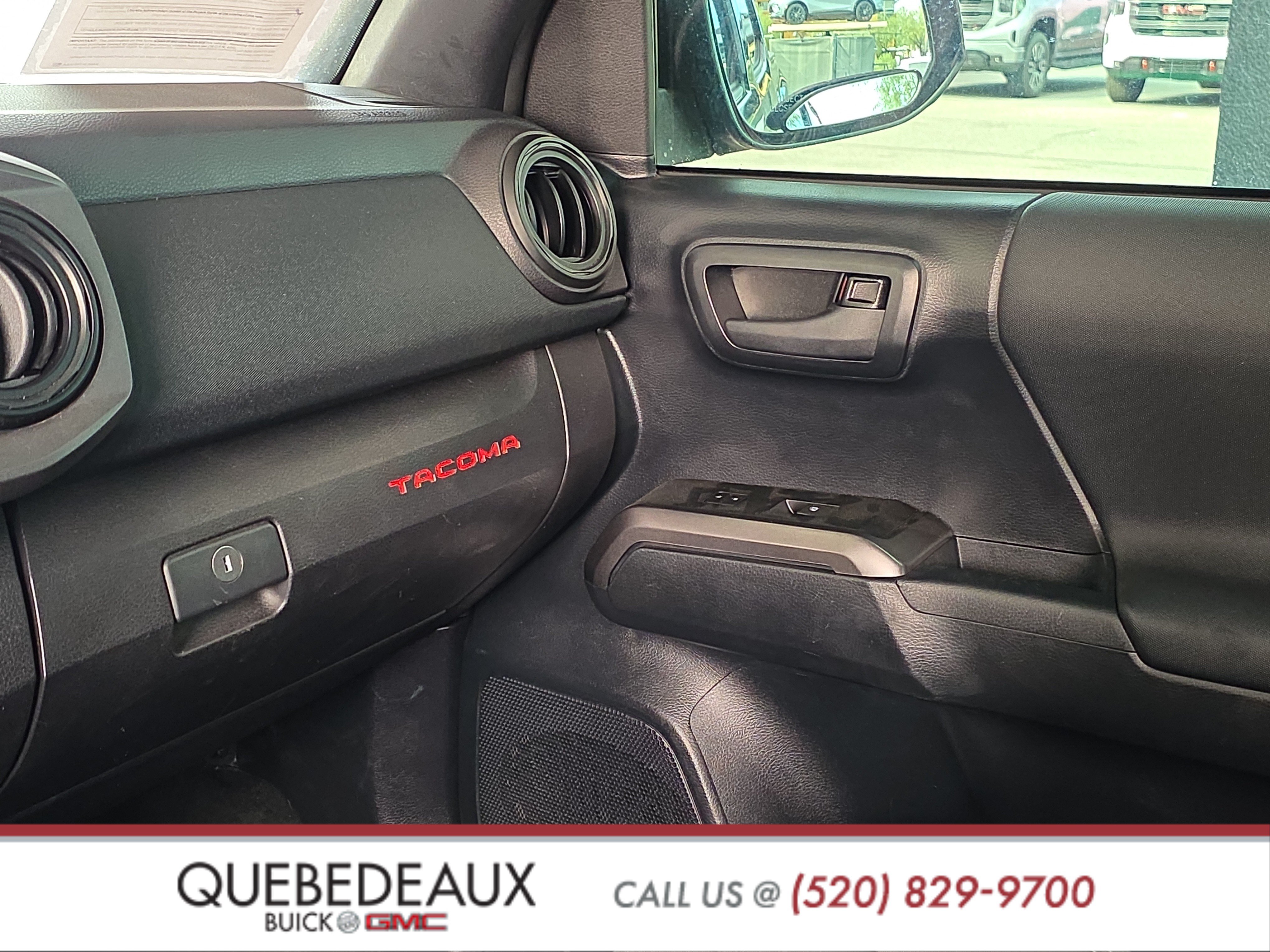 Used 2019 Toyota Tacoma TRD Off-Road AWD/4WD image 17
