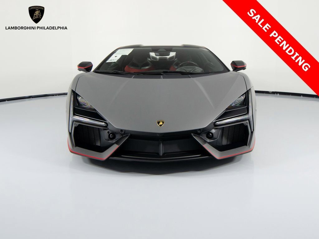 Used 2024 Lamborghini Revuelto image 2